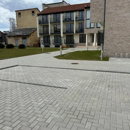 Meguvos Flatas *